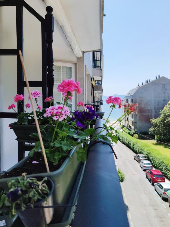 Desconectaengalicia Rosalia, 100M Playa Silgar Apartman Sanxenxo Kültér fotó